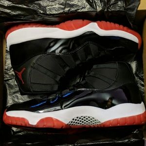Air Jordan 11 Retro BRED